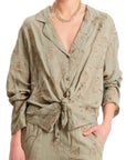 Philia Loft camicia ricamata con collana